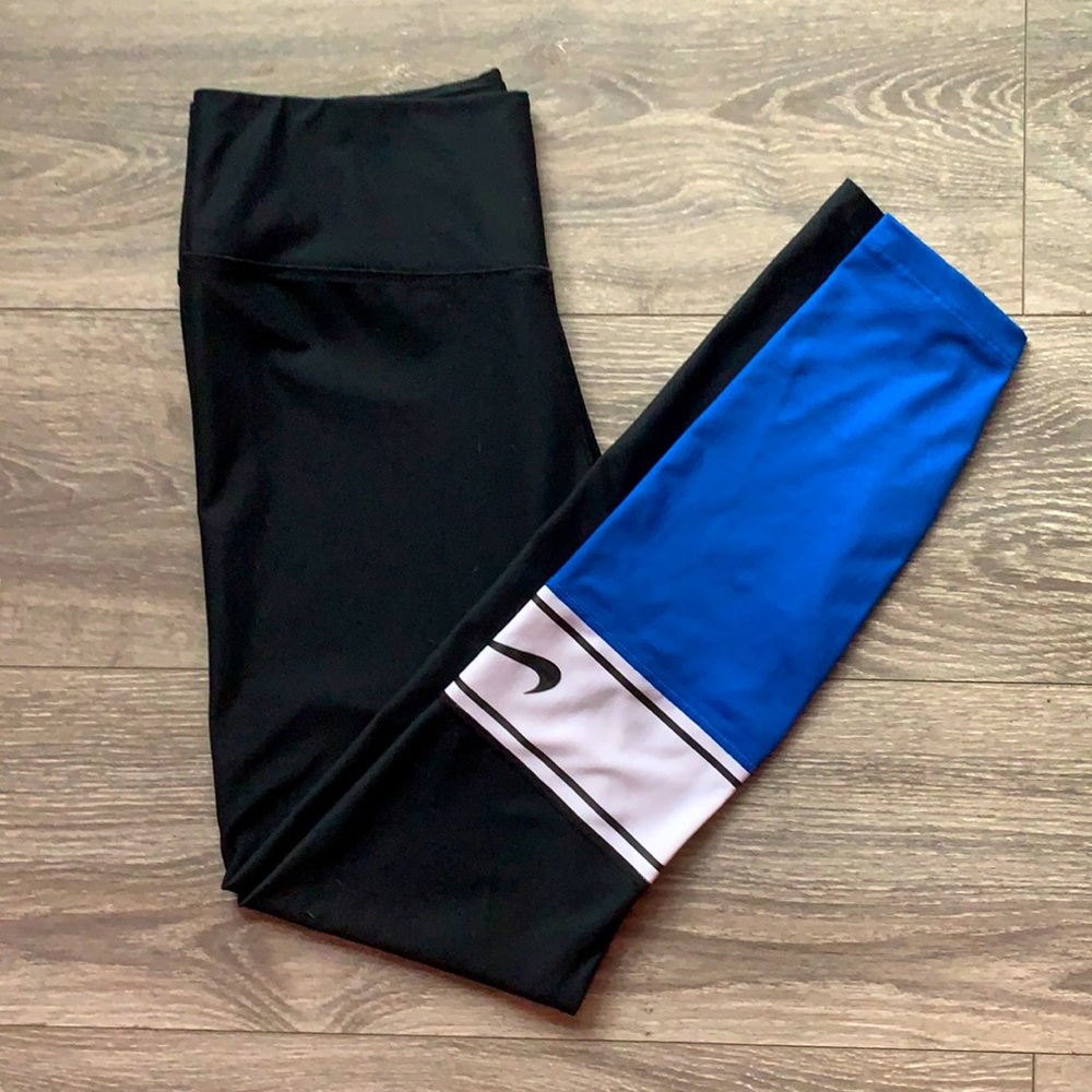 nike high rise leggings / medium